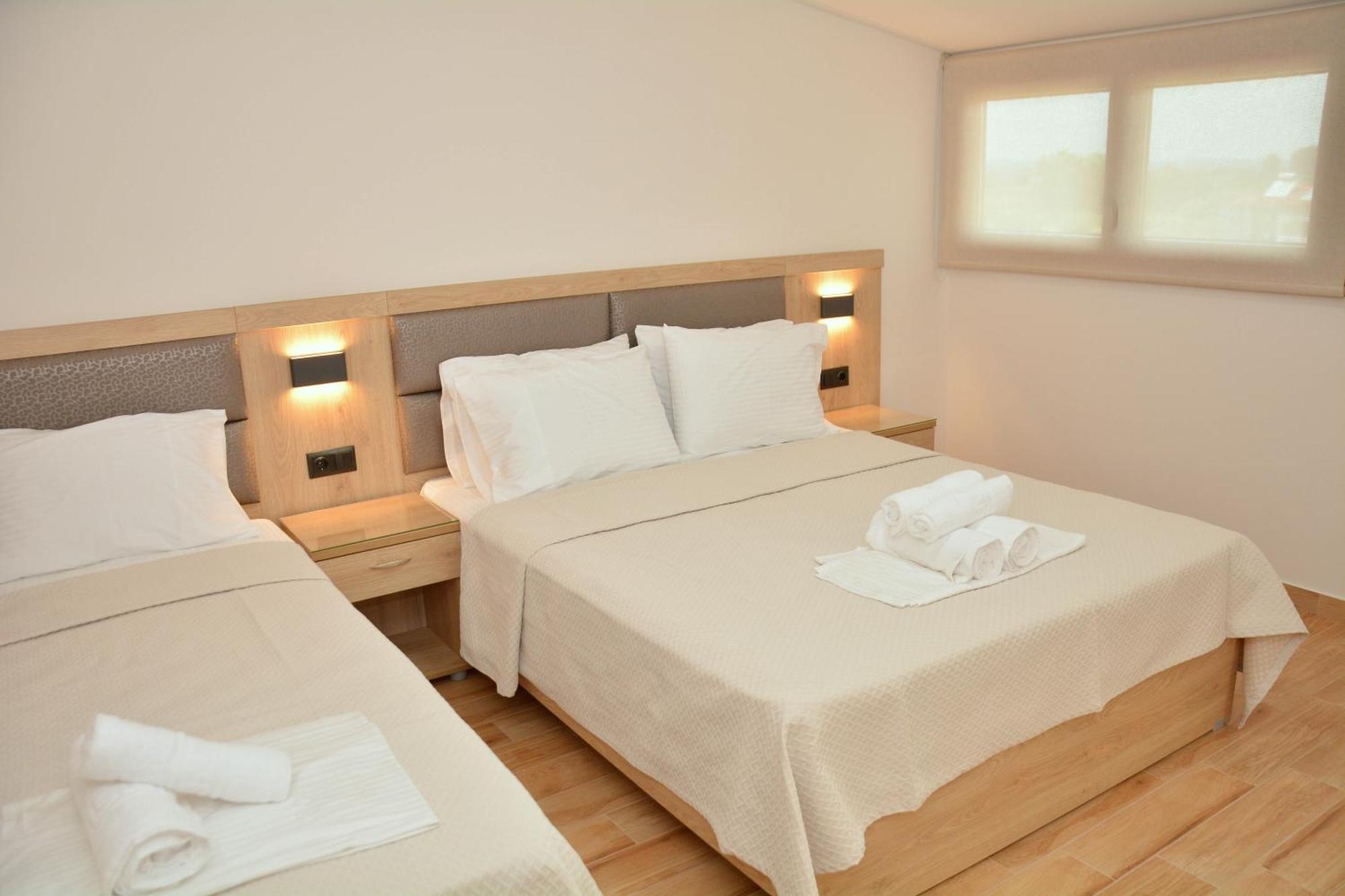 Denis Studios And Apartments Paralia Katerinis Bilik gambar
